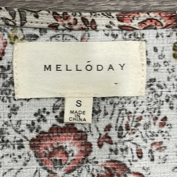 NWOT Melloday Floral Peplum Faux Wrap Flutter Cap Sleeve Top S - Picture 14 of 16